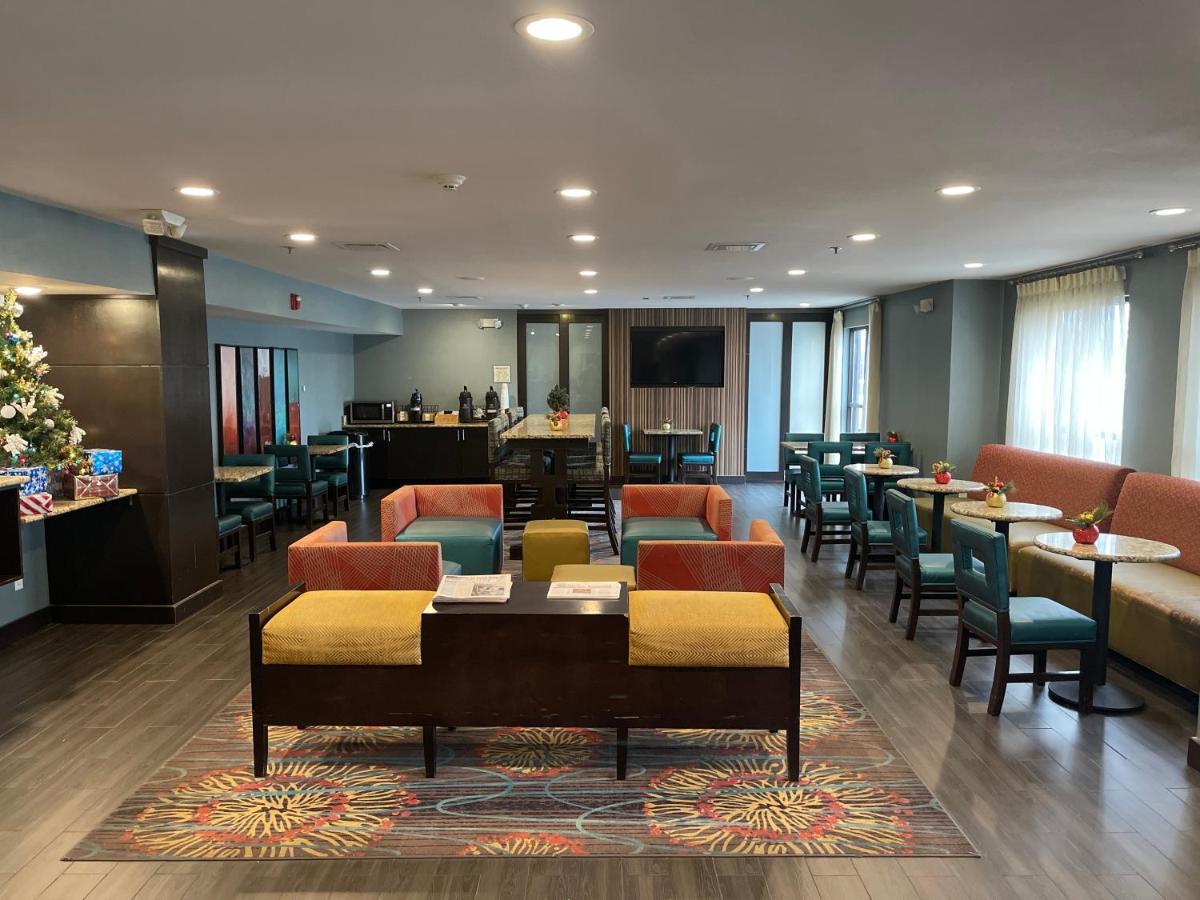 Hotel La Quinta By Wyndham O'fallon, Il - St. Louis 2*