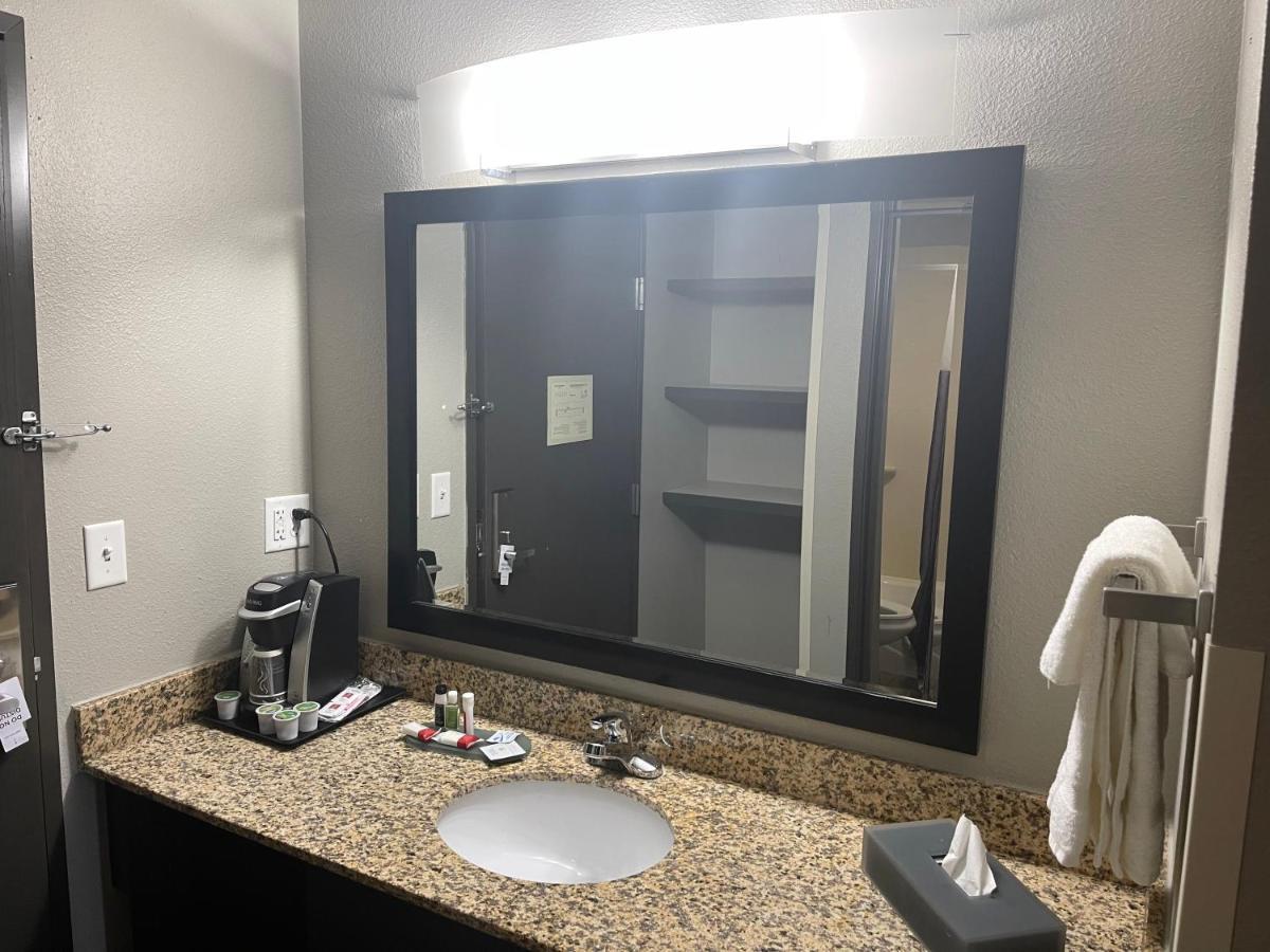 La Quinta By Wyndham O'fallon, Il - St. Louis 2*