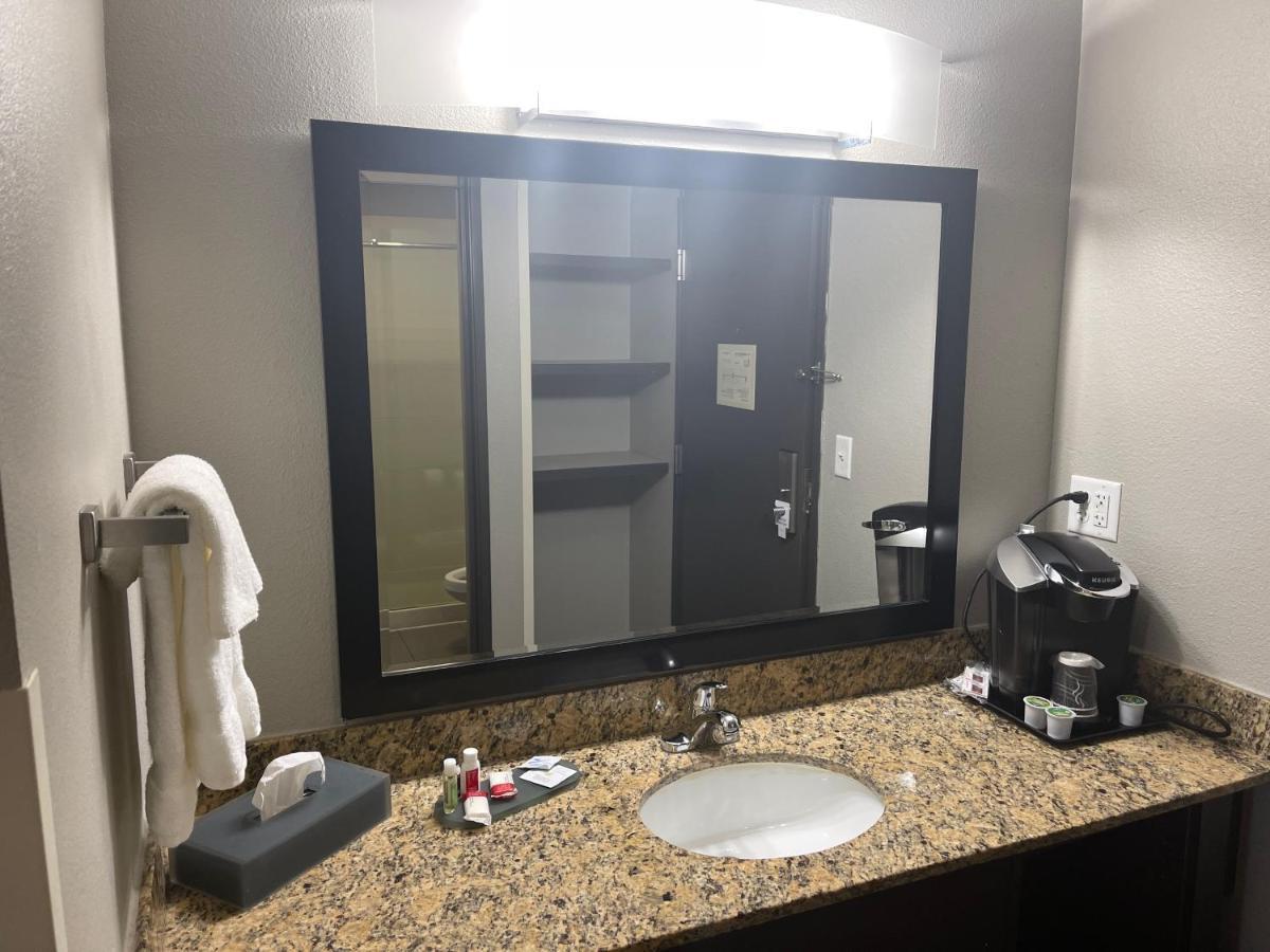 Hotel La Quinta By Wyndham O'fallon, Il - St. Louis